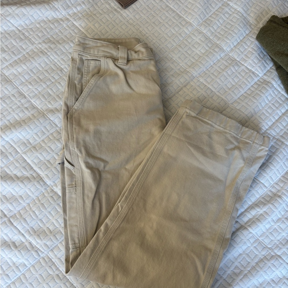 Aritzia Women's Tan Chinos